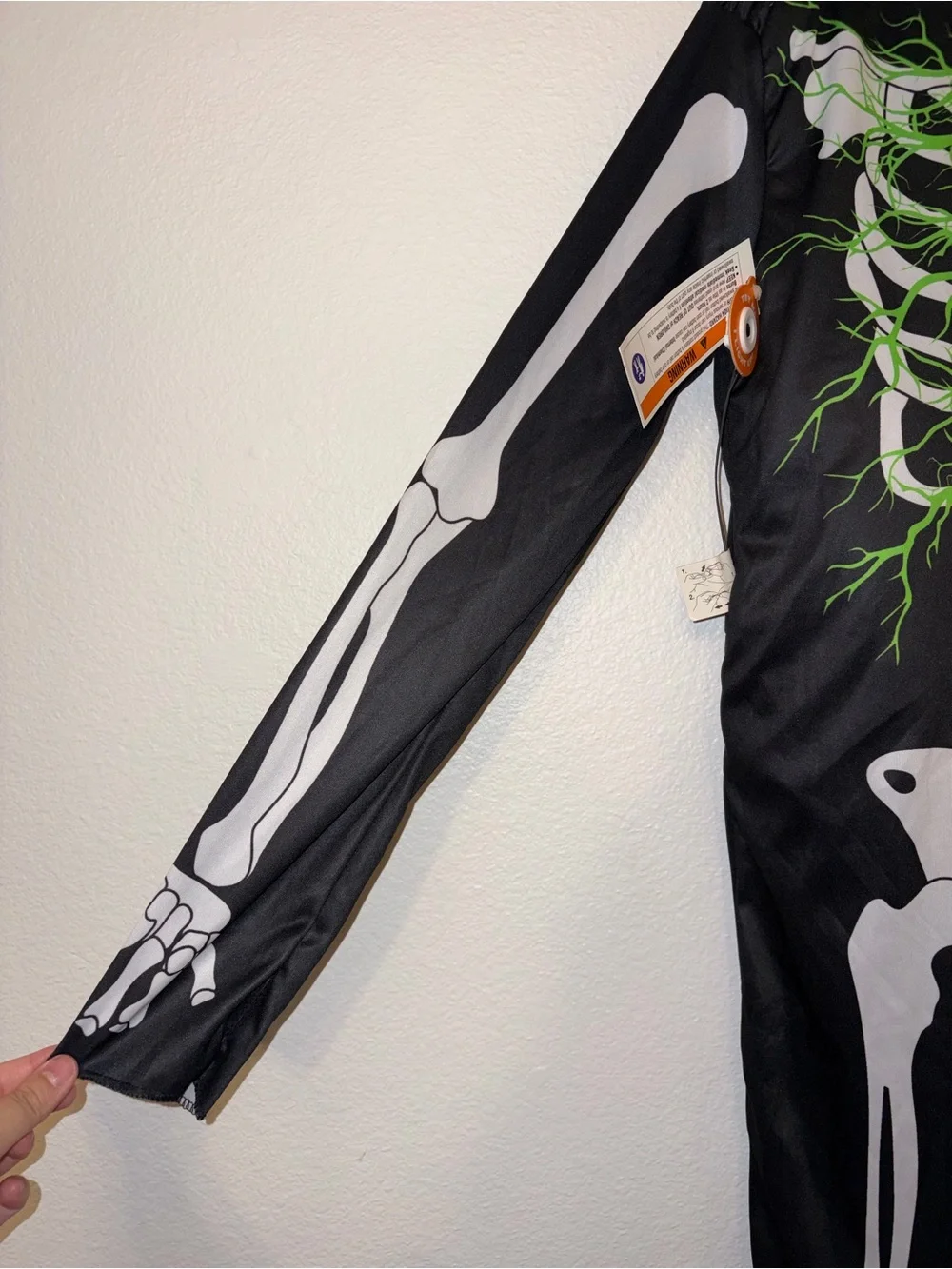 NWT Hyde & EEK Light Up Skeleton Costume Kids Large 10-12 Halloween